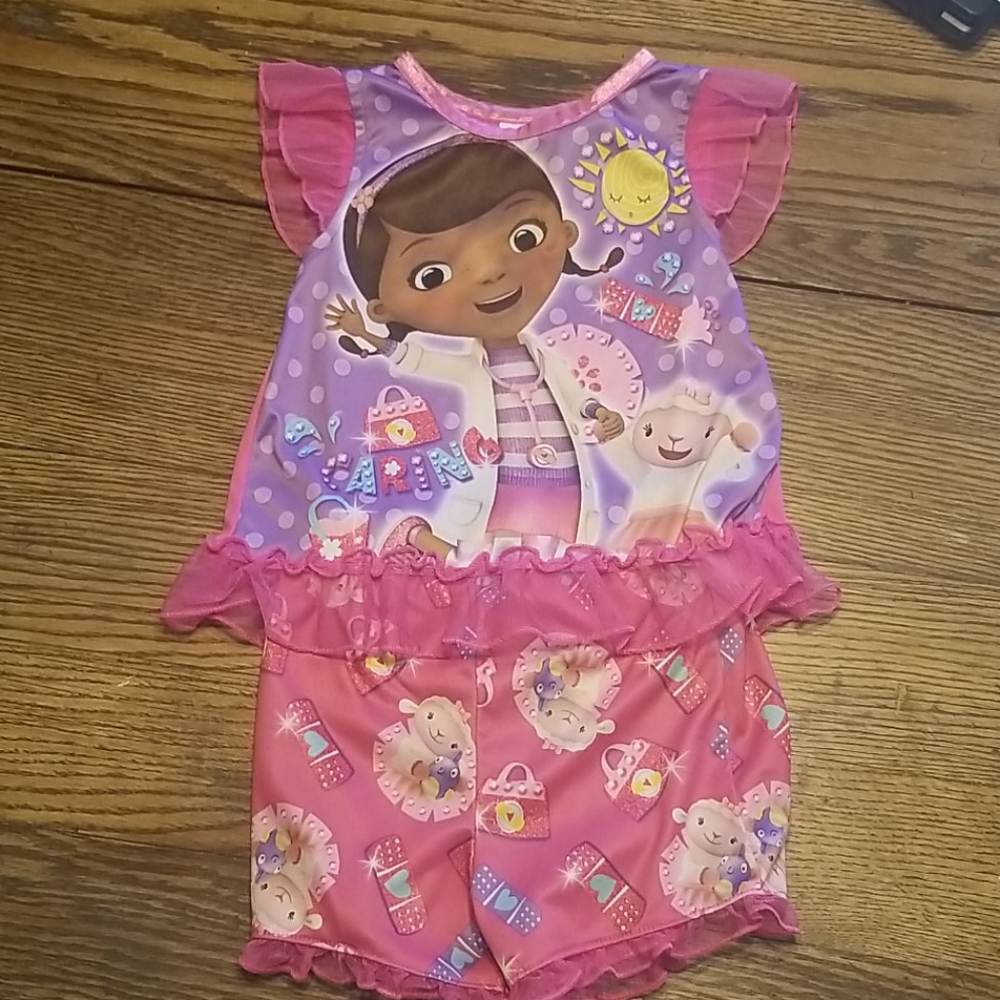 Doc Mcstuffins pajama set